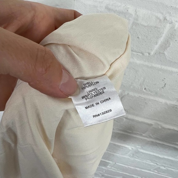 Revolve Women Superdown Alaviv Cut Out Mini Dress Halter Neck Cream Size M NWT - Picture 6 of 6